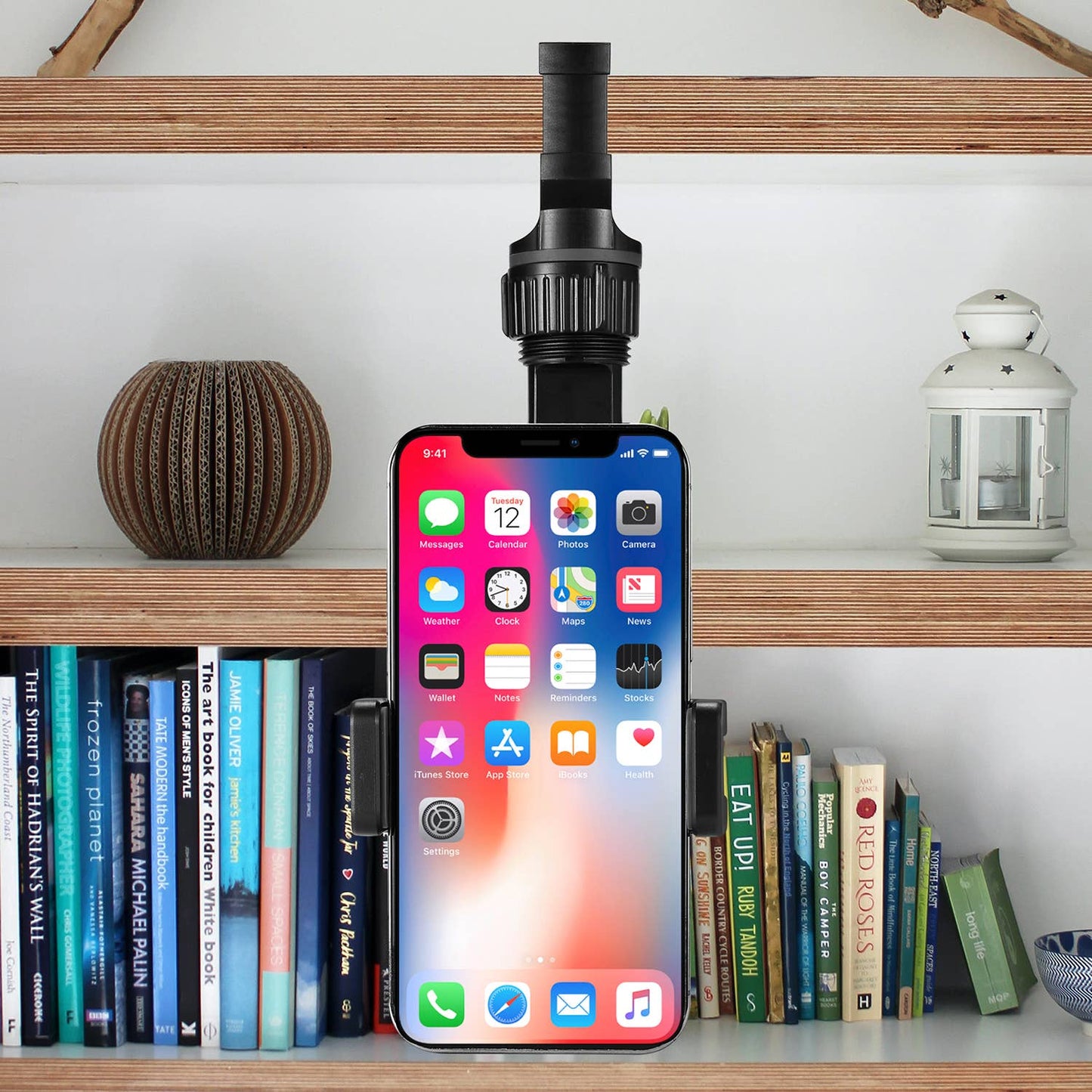 360 degree Car Mount for Smartphones-Black with Retail Pack